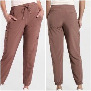 Athleta Venture Pant Size 2 Hearth Rose Brown Featherweight Stretch Travel Work